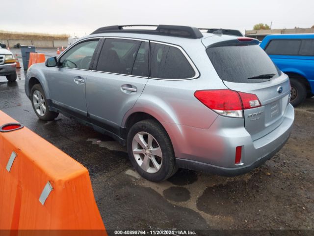 4S4BRBCC9E3303716 Subaru Outback 2.5i Premium