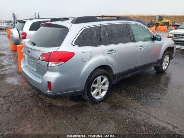 4S4BRBCC9E3303716 Subaru Outback 2.5i Premium