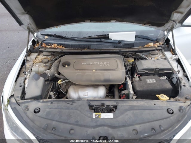 Chrysler 200 Limited 2015 1C3CCCAB2FN680960 Image 10