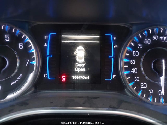 Chrysler 200 Limited 2015 1C3CCCAB2FN680960 Image 7