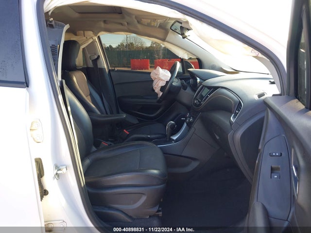 3GNCJPSB9JL264394 Chevrolet Trax Lt