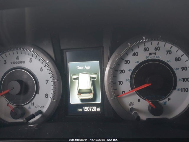 5TDXZ3DC3HS821354 Toyota SIENNA SE