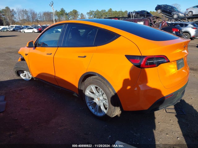 2022 TESLA MODEL Y 7SAYGDEE9NF419986 Photo 2