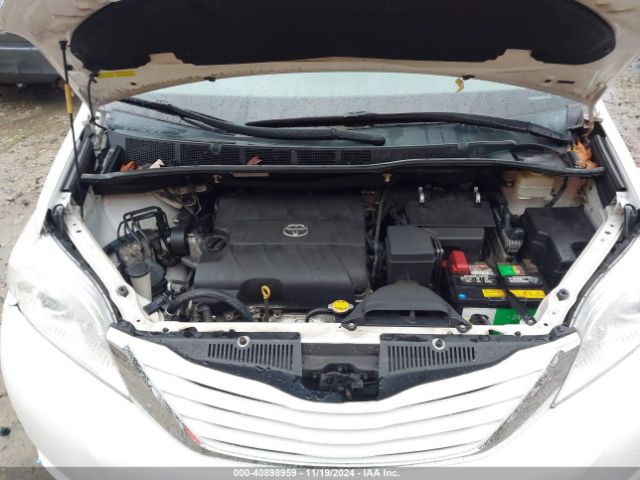 5TDKK3DC2FS564358 Toyota Sienna Le 8 Passenger