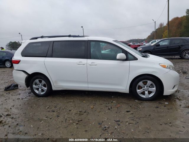 5TDKK3DC2FS564358 Toyota Sienna Le 8 Passenger