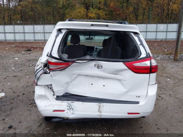 5TDKK3DC2FS564358 Toyota Sienna Le 8 Passenger