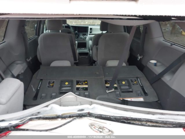 5TDKK3DC2FS564358 Toyota Sienna Le 8 Passenger
