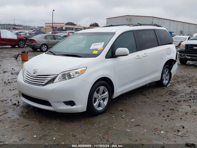 5TDKK3DC2FS564358 Toyota Sienna Le 8 Passenger