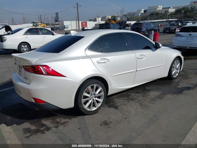 JTHBA1D25G5031070 Lexus IS 200T