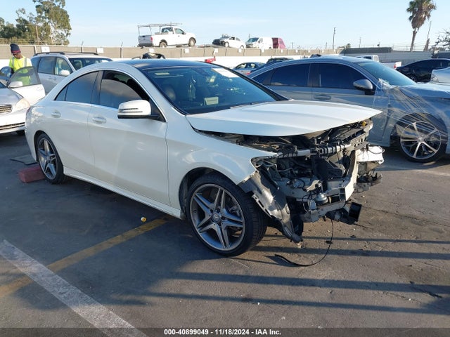2015 WDDSJ4EB3FN164495 main image