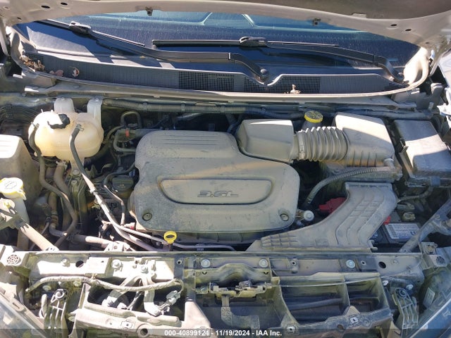 2C4RC1AG6LR236002 Chrysler Voyager L