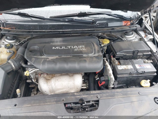 Chrysler 200 Limited 2015 1C3CCCAB6FN605842 Image 10