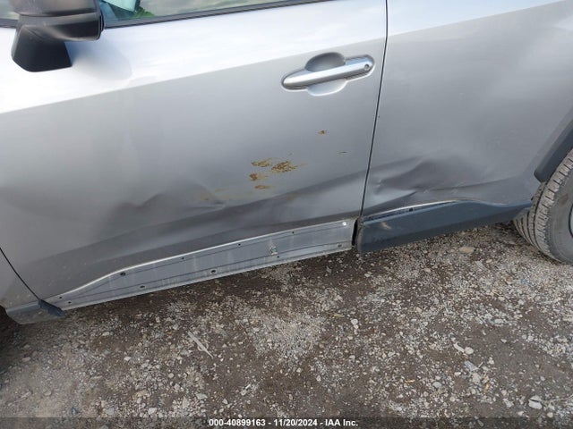 Toyota RAV4 LE 2020 2T3F1RFV6LC088438 Image 6