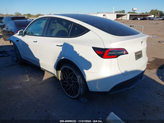 2021 TESLA MODEL Y 5YJYGDEE8MF119707 Photo 2