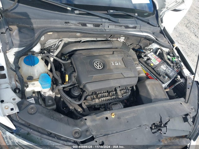 3VW4S7AJ4FM283128 Volkswagen Jetta 2.0t Gli Sel