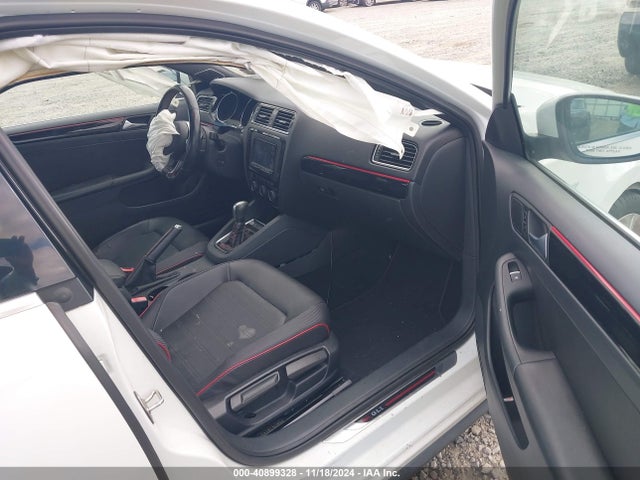 3VW4S7AJ4FM283128 Volkswagen Jetta 2.0t Gli Sel