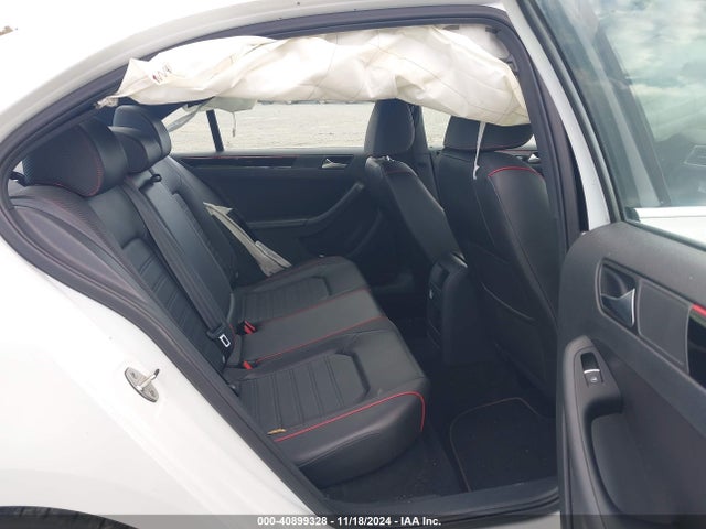 3VW4S7AJ4FM283128 Volkswagen Jetta 2.0t Gli Sel