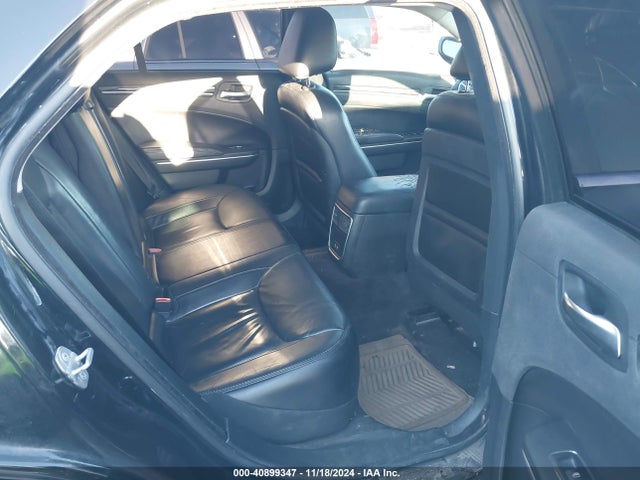 2C3CCARG4JH257965 Chrysler 300 Touring L Awd