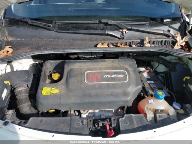 2014 FIAT 500L ZFBCFABH9EZ012030 Photo 9