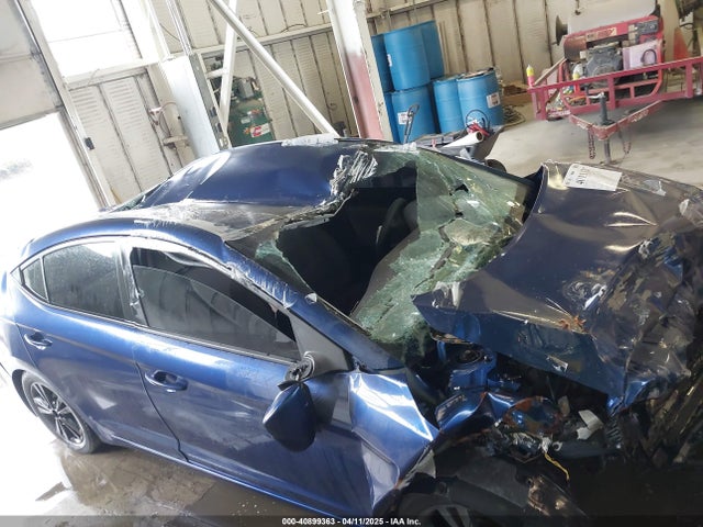5NPD84LF8HH010372 Hyundai ELANTRA SE
