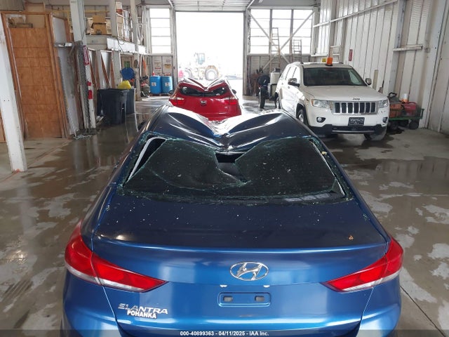 5NPD84LF8HH010372 Hyundai ELANTRA SE