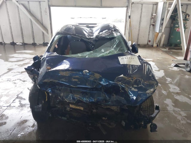 5NPD84LF8HH010372 Hyundai ELANTRA SE