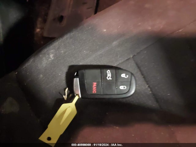 Chrysler 200 Limited 2015 1C3CCCAB1FN657329 Image 11