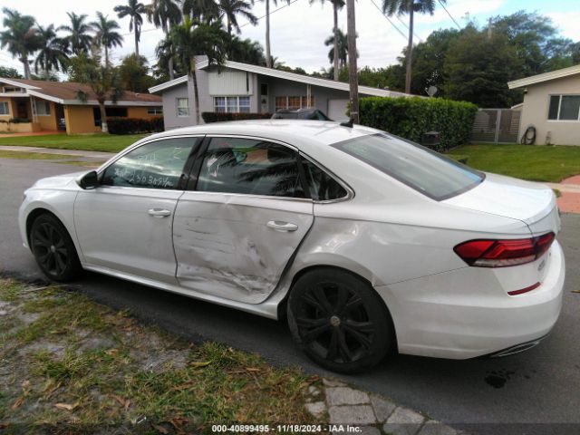 1VWSA7A39MC008428 Volkswagen Passat 2.0t Se