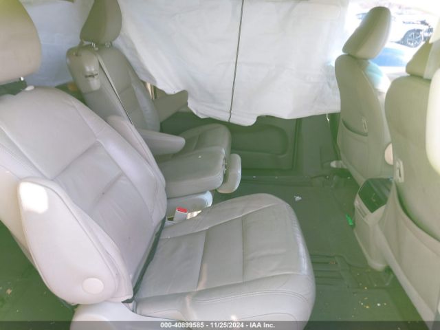 5TDYK3DC3GS697173 Toyota Sienna Xle 8 Passenger