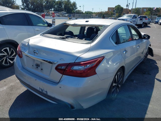 1N4AL3AP5JC250963 Nissan Altima 2.5 Sl