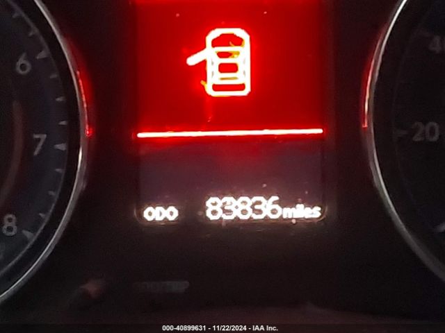 2T1BURHE4JC087300 Toyota COROLLA LE