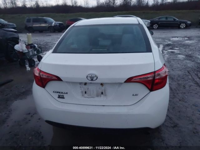 2T1BURHE4JC087300 Toyota COROLLA LE