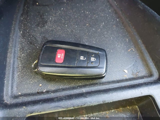 Toyota Prius Le Awd-e 2022 JTDL9MFU7N3039369 Image 11
