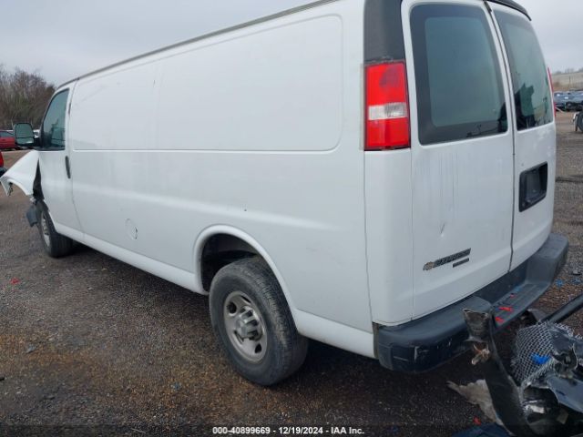 1GCZGUCG2F1266996 Chevrolet Express 3500 Work Van