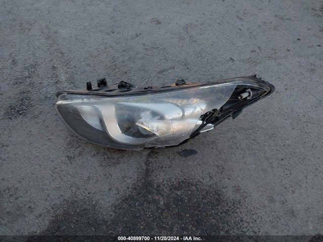 Toyota Corolla Le Plus 2016 5YFBPRHE0GP443841 Image 12