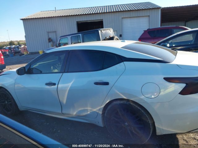1N4AA6AP4JC394530 Nissan Maxima 3.5 S