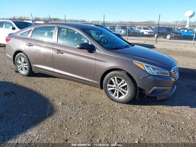 Hyundai SONATA SE 2015 5NPE24AF3FH055323 Image 1