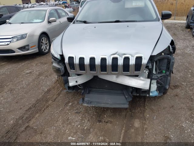 1C4PJMAB1GW366320 Jeep Cherokee Sport