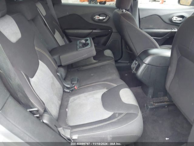 1C4PJMAB1GW366320 Jeep Cherokee Sport