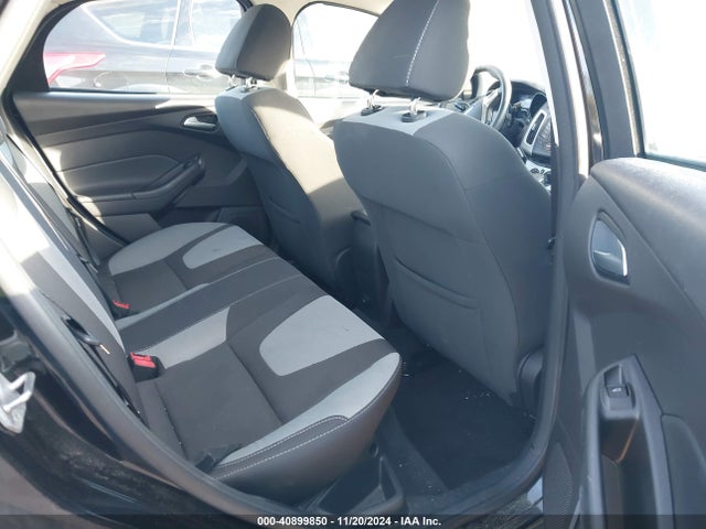 Ford FOCUS SE 2014 1FADP3F20EL175951 Image 8