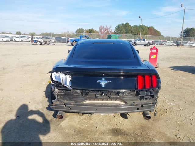 1FA6P8AM6F5365824 Ford Mustang V6