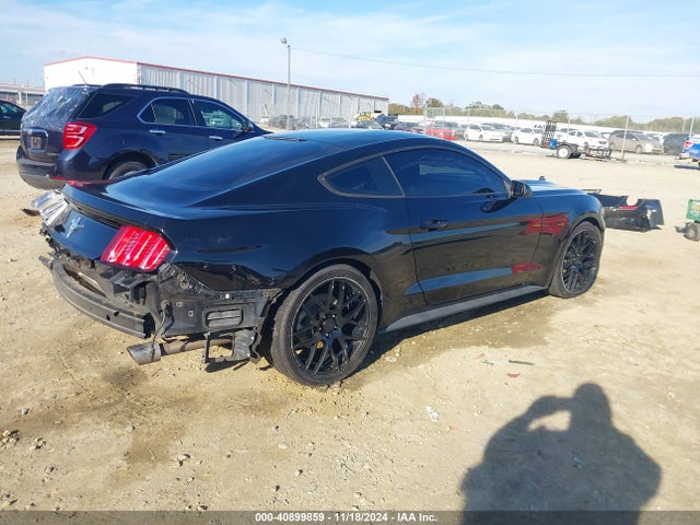 1FA6P8AM6F5365824 Ford Mustang V6