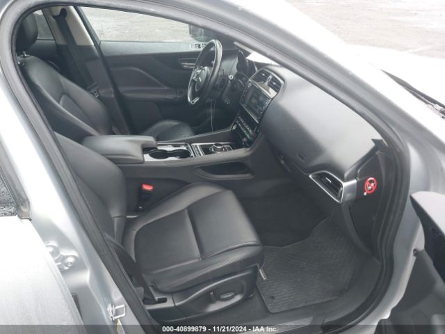 2017 JAGUAR F-PACE SADCJ2BVXHA083011 Photo 4