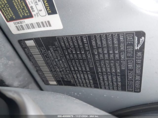 2017 JAGUAR F-PACE SADCJ2BVXHA083011 Photo 8