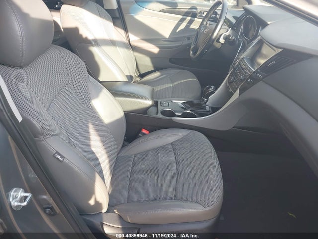 5NPEC4AB7EH879172 Hyundai Sonata Se 2.0t