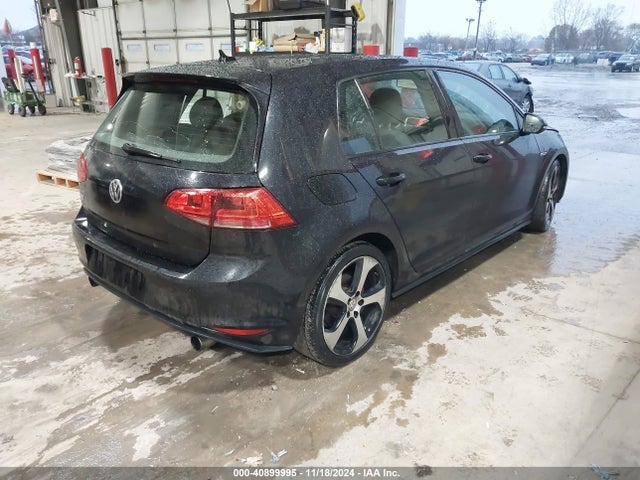 3VW5T7AU2FM076765 Volkswagen Golf Gti 2.0t S 4-door