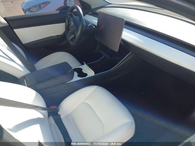 2019 TESLA MODEL 3 5YJ3E1EA9KF413156 Photo 4