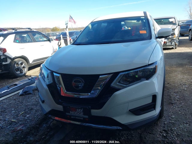 Nissan ROGUE S 2018 KNMAT2MT8JP555654 Image 13