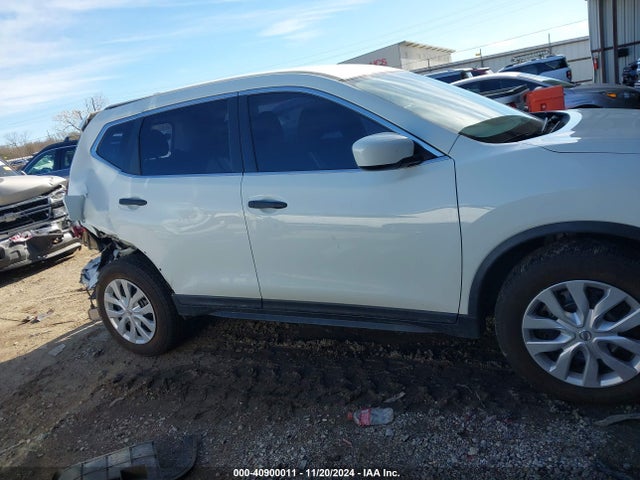 Nissan ROGUE S 2018 KNMAT2MT8JP555654 Image 14