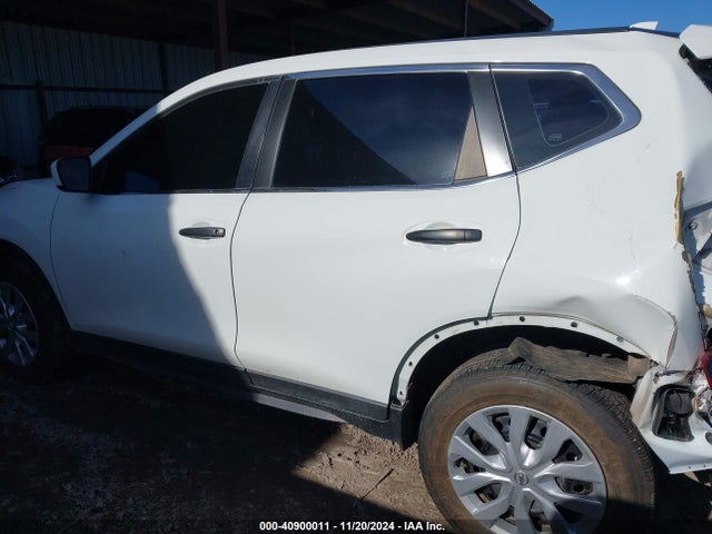 Nissan ROGUE S 2018 KNMAT2MT8JP555654 Image 15